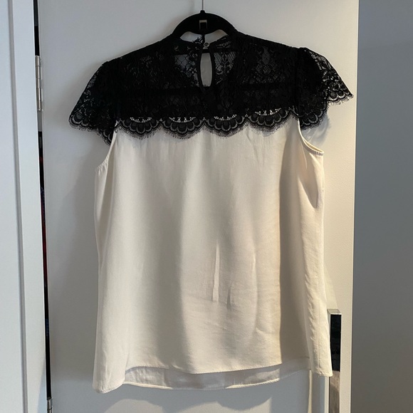 FOREVER NEW | Black Lace and White Top - Picture 5 of 8